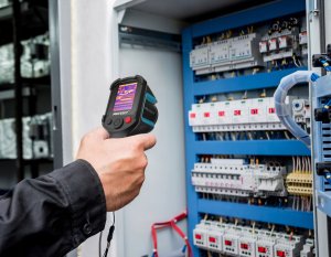 KAMERA TERMOWIZYJNA PRO -20+550 USB-C 320x240 EKRAN 2.8" LCD ALARM PC 50Hz 4