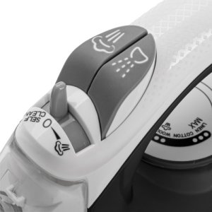 Żelazko Adler Żelazko parowe z ceramiczną stopą 136