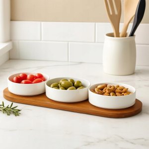 Zestaw porcelanowych miseczek do serwowania przekąsek APERIO, 3 x 390 ml, bambusowa taca 2