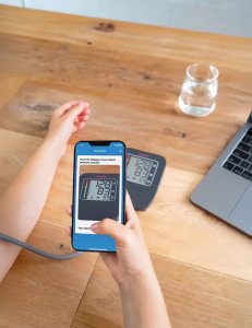 Ciśnieniomierz Beurer BM 23 Limited Edition czarny - ciśnieniomierz BM23LE25 (4211125609016) 3