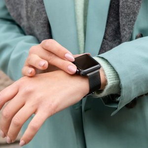 Burga Metal Mesh Band for Apple Watch 42/44 mm (black) 2