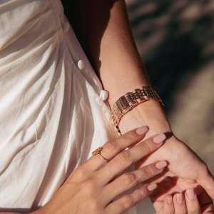 Burga Metal Bracelet Chic Royal for Apple Watch 38/40 mm (rose gold) 5