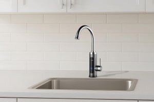 Przepływowy podgrzewacz wody Noveen Przepływowy podgrzewacz wody IWH480 Table Montage 8