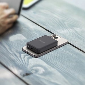 Powerbank Tech-Protect Powerbank LifeMag PB11 z MagSafe 10000mAh 15W port USB-C - black + kabel USB-C 9
