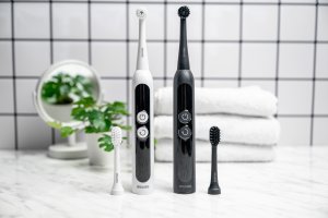 Szczoteczka 4Swiss ST216 Electrosonic Care+ Black 10