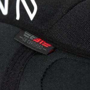 Kellys OCHRANIACZE NA KOLANA RAMPART M 6