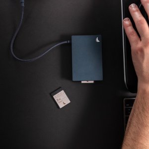 Czytnik PNY Angelbird CFexpress B Performance Card 2