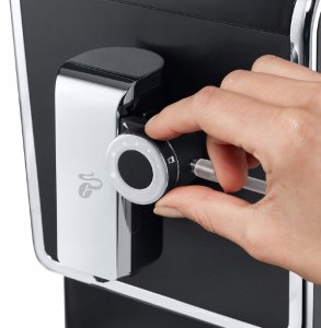 Ekspres ciśnieniowy Tchibo Esperto Pro ekspres do kawy z funkcją One Touch 7