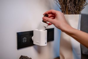 Dyfuzor zapachowy Stadler Form Dyfuzor olejków, aromatyzator zapachowy z czujnikiem ruchu Humanas Home Spirit - biały 78