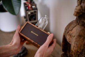 Dyfuzor zapachowy Cecotec Dyfuzor olejków, aromatyzer zapachowy Humanas Natural Wood - drewno włoskiego orzecha 232