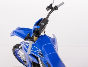 Yamaha YZ450F 2022 1:6 11