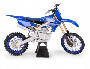 Yamaha YZ450F 2022 1:6 4