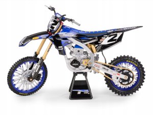 Yamaha YZ450F Star Racing 2022 Cooper Webb 1:6 3