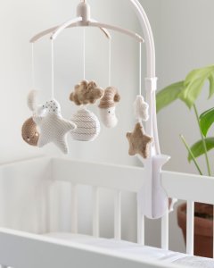 Babys Only muzykalny karuzel 0+ Heaven clay/ Warm linen BO-814.023.060.50 (8720791359300) 11