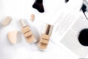 Flawless Lumiere Radiance Perfecting Foundation podkład do twarzy 3W2 30ml 2