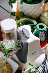 Szatkownica Elektryczna Do Warzyw Kapusty Sera Rozdrabniacz 5 Tarek 150W 14