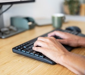 Klawiatura + mysz Trust TREZO WIRELESS DESKSET ECO* CH 9