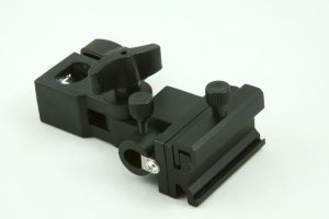 Uchwyt do lampy błyskowej i parasolki 3