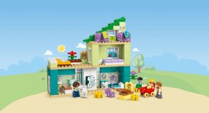 LEGO Duplo Nowoczesny dom rodzinny (10470) 7