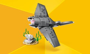 LEGO Creator Groźny rekin i skrzynia ze skarbem (31381) 5