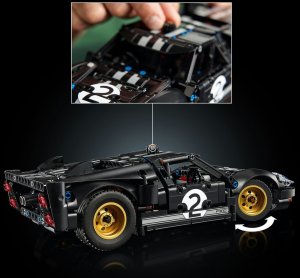 LEGO Technic Samochód wyścigowy 1966 Ford (42223) 4