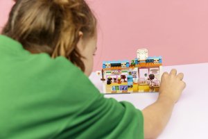 LEGO Friends Piekarnia z psimi przysmakami (42677) 3