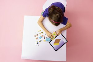 LEGO Friends Furgonetka z akcesoriami dla zwierząt (42678) 4