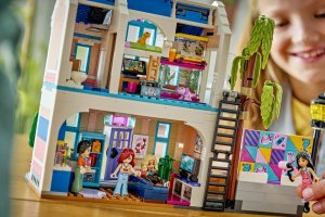 LEGO Friends Dom rodzinny Liann (42687) 3