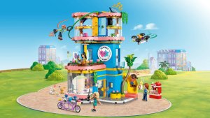 LEGO Friends Domek klubu przyjaciół (42689) 7