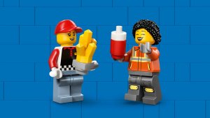LEGO City Food truck z frytkami (60488) 6