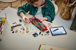 LEGO City Lotniskowy wóz strażacki (60499) 7