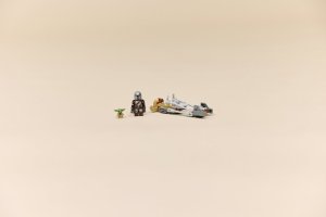LEGO Star Wars Śmigacz Mandalorianina i Grogu (75436) 2