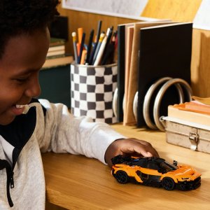 LEGO Speed champions McLaren W1 (77257) 3