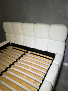 Łóżko tapicerowane Lux 180x200 z pojemnikiem na pościel bukla kolor ciemnoszary 10