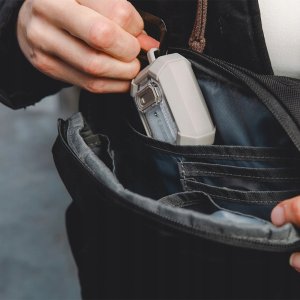 Urban Standard Issue saszetka 1L z kieszenią na lokalizator (black) 7