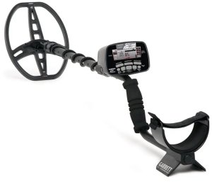 Wykrywacz metali Garrett AT Pro-International 16