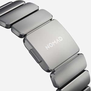 Nomad Tytanowa bransoleta do Apple Watch 49mm z FKM Stratos Band 8