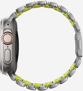 NOMAD Stratos Band - tytanowa bransoleta do Apple Watch 49mm z FKM (natural titanium, volt FKM) 3