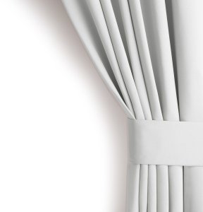Zasłona blackout 90% na taśmie z szarfą 140x175 biała Restilo 2