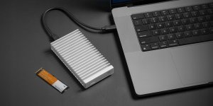 Express 1M2 USB4 (80Gb/s) Bus-Powered Portable NVMe 10
