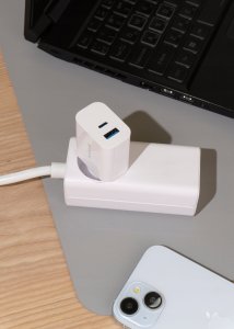 Ładowarka sieciowa Proove Rapid 20W (Type-C + USB) 5