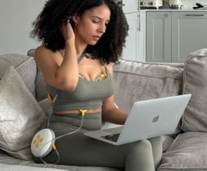 Medela Swing Maxi Podwójny laktator elektryczny z aplikacją zestaw 2