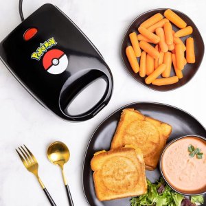 Uncanny - Pokemon Sandwich Maker Pokeball 2