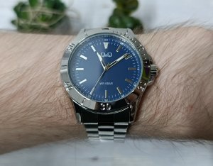 Zegarek Q&Q Q07C-001P męski wodoszczelny niebieska tarcza . 2