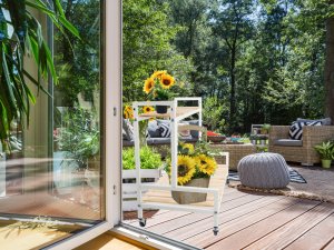 Kwietnik drewniany na kwiaty doniczkowe dwupoziomowy półka na kółkach taras 6