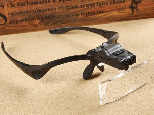 Lornetka Verk Lupa na głowę czołowa okulary latarka 2 led 4