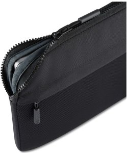 Pipetto Expand Sleeve, black - MacBook Pro 14/Air 13.6 2