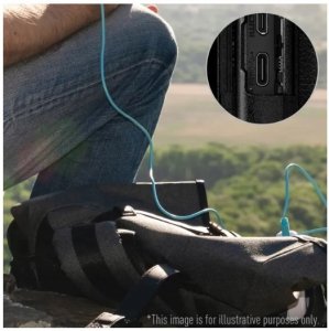 Aparat Panasonic Lumix S9 czarno-srebrny + 18-40mm f/4.5-6.3 srebrny (DC-S9NE-SB) 5