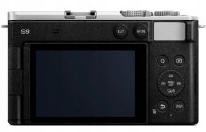 Aparat Panasonic Lumix S9 biało-srebrny (DC-S9E-WA) 2