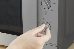 Panasonic NN-SM23QMEPG kompaktowa kuchenka mikrofalowa srebrna 5